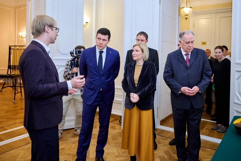 Ольга Любимова провела совещание по вопросам оснащения образовательных организаций музыкальными инструментами Ольга Любимова провела совещание по вопросам оснащения образовательных организаций музыкальными инструментами