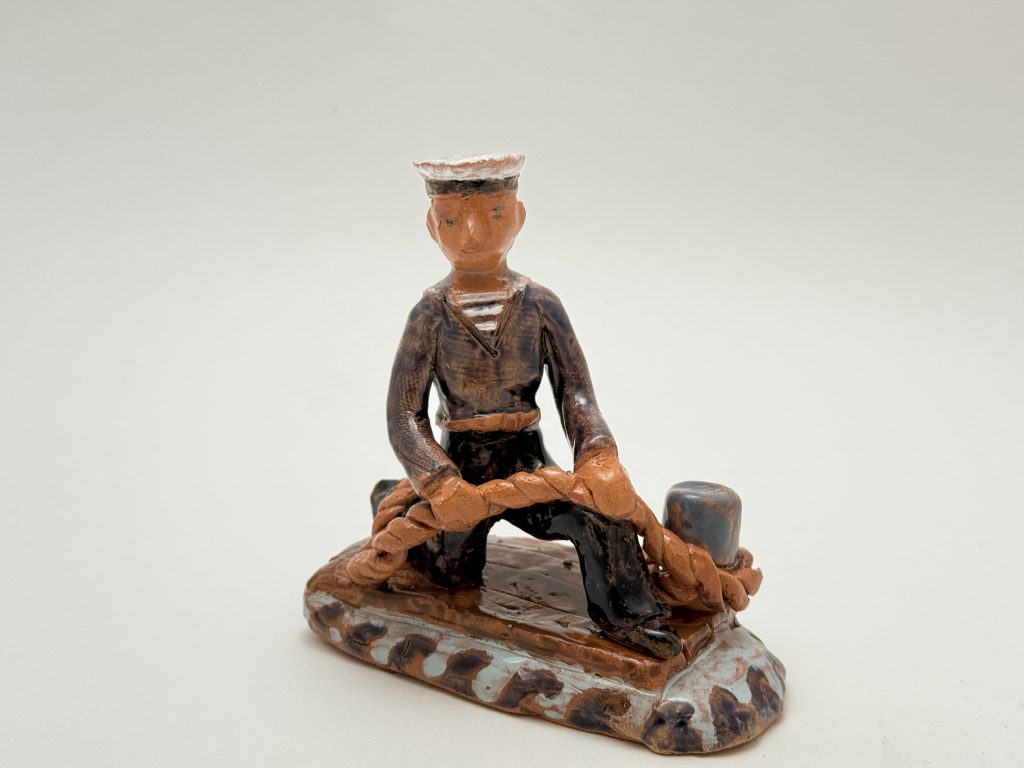 Выставка "Образ защитника Отечества в произведениях молодых художников": скульптура